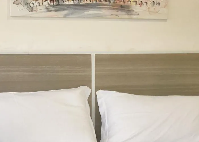 Aurora Guest House- Dimore Bolognesi بيت ضيافة