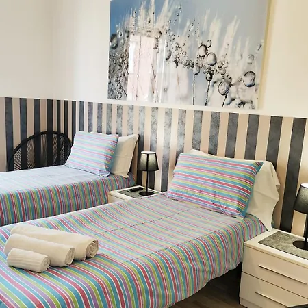 Aurora Guest House- Dimore Bolognesi Bolonya