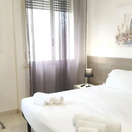 Aurora Guest House- Dimore Bolognesi 4* Bologna