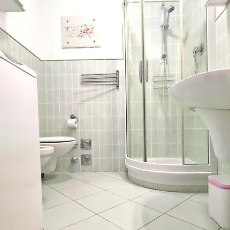 Aurora Guest House- Dimore Bolognesi 4*