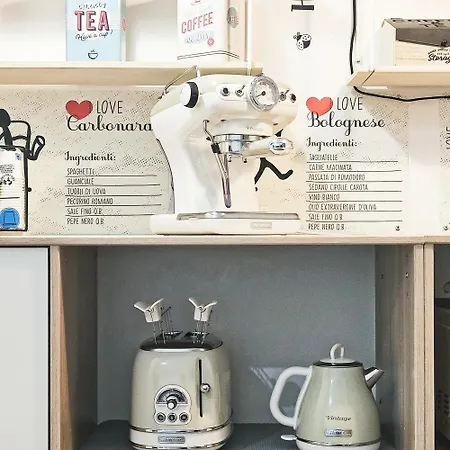 Aurora Guest House- Dimore Bolognesi بيت ضيافة 4*