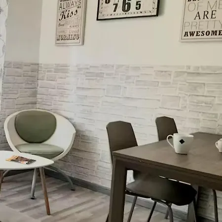 Aurora Guest House- Dimore Bolognesi 招待所